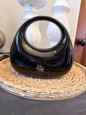 HUDA BEAUTY easy bake bag